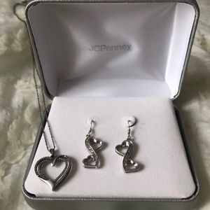 Diamond double heart earrings with necklace